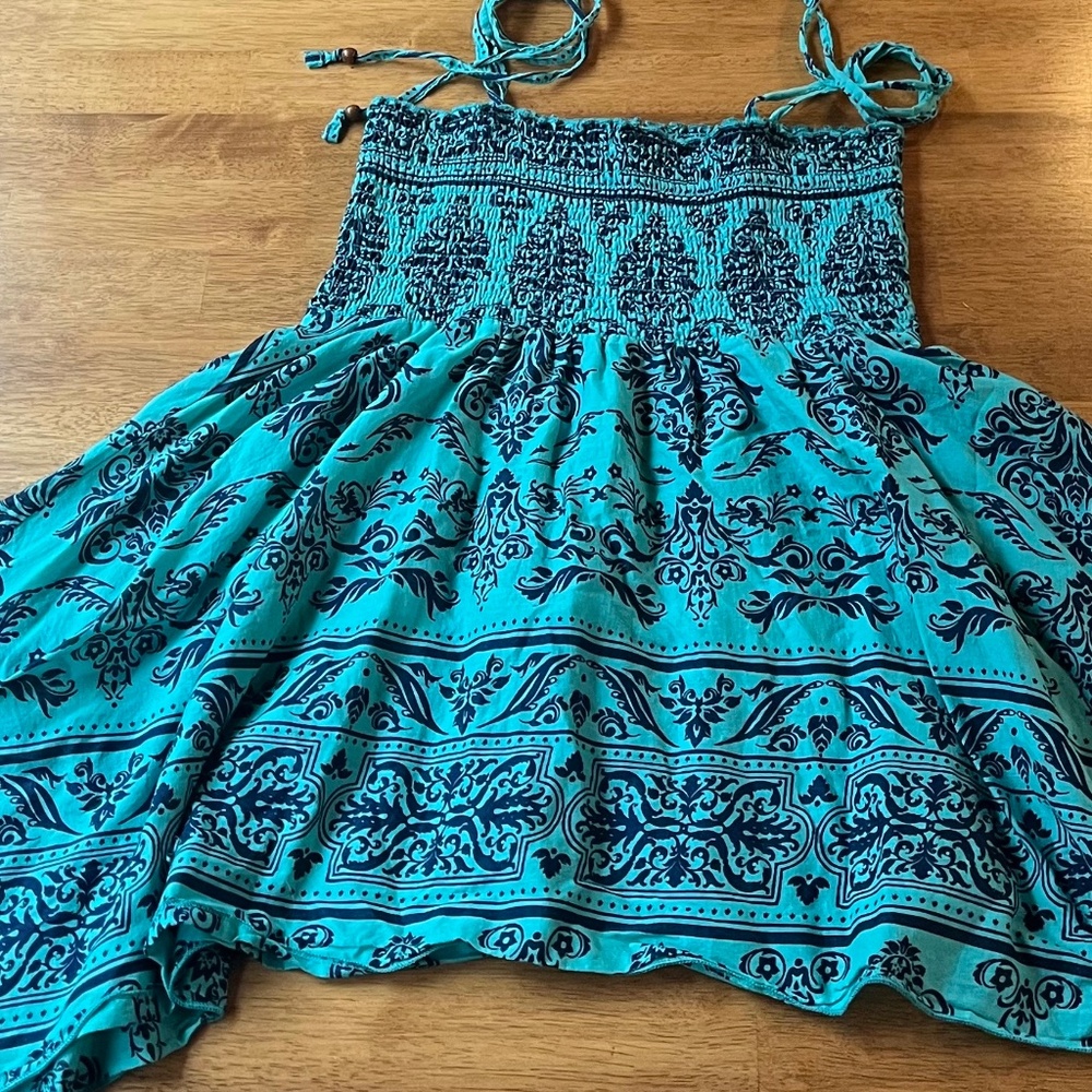 L.E.I (Life Energy Intelligence) Halter top